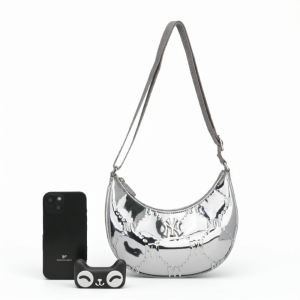 MLB | กระเป๋าสะพายข้างลำลอง MLB สำหรับเด็ก กระเป๋าสะพายข้างผู้ชายและผู้หญิง ขนาดเล็ก สไตล์ลำลอง เหมาะสำหรับการเดินทางไปทำงานและกลางแจ้ง