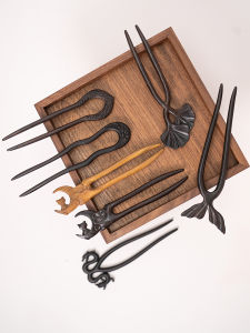 New Chinese Style U-Shaped Hairpin Small Cat Big Fish Dragon Elegant Double-Sided Carved Tussock Pine Hairpin for Women