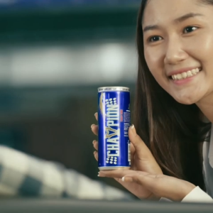 Thùng 24 Lon Tăng Lực Champion Vị Bạc Hà Đá Lạnh (24 lonx330ml)