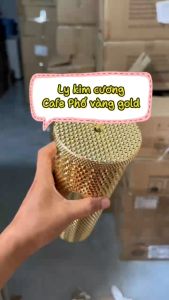 Ly Cốc Vân Kim Cương Vàng Gold Cafe Phố 710ml 2 Lớp Cách Nhiệt Nhẹ Có Ống Hút Nắp Đậy