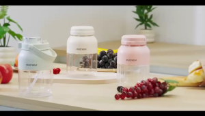 1200ML USB Portable Electric Fruit Juicer Cup Blender 38-Blades USB Rechargeable Fruit Milkshakes Nuts Baby Food Juicer Maker Blender Light Weight Strong Motor Convenient Clean Design Thickened Glass Body Blender Pengisar Jus Buahan Mudah Dicuci 充电榨水果汁机機