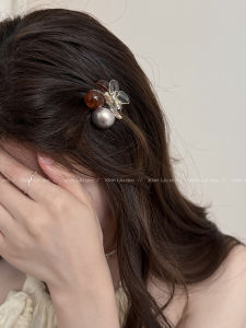 Butterfly Cherry Hair Claw Womens New 2025 Elegant Side Hair Clip Fringe Shark Bite Hair Accessory Fashionable Hair Grips