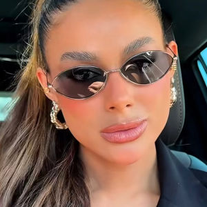 (GENTLE MOSCOT)Western Retro Style Sunglasses Women Metal Frame Small Oval Sun Glasses