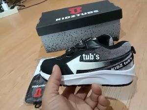 Sepatu Sekolah Anak Laki-laki & Perempuan: Warna Hitam Murah Tali Perekat Rekat Kecil Tanggung Umur 6-10 Tahun PAUD TK SD SMP SMA