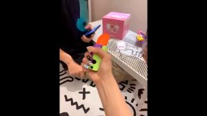 Mainan fidget pisau gravitasi mainan dekompresi kartu dorong dekompresi pisau wortel 3D