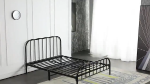 Tempat tidur besi Tempat Tidur Ganda rangka tempat tidur hitam tempat tidur ganda sederhana