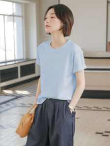 เสื้อยืดคอกลมแขนสั้นผ้าฝ้ายแท้สีฟ้า ทรงหลวม สำหรับผู้หญิง ฤดูร้อน 2025 เสื้อตัวบนแขนสั้นแบบใหม่ ไซส์ใหญ่ เสื้อผ้าทำงานสไตล์เกาหลี