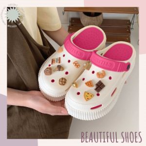 LHSunday ห้ามพลาด รองเท้าแตะผู้หญิง ทรงหัวโตแฟชั่นขายดีที่สุด สีสวยมีหลายสีให้เลือก ใส่สบายยางนิ่มและเบา มีตัวติดในชุดให้เลยไม่ต้องซื้อแยก