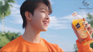 MEIZHIYUAN FRUIT GRANULE ORANGE SUMMER BEVERAGE LARGE BOTTLE FOR FAMILY GATHERINGS