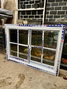 Jendela alumunium sliding sleding geser kanan kiri + ornamen T50 x L100  T60 x L100 T70 x L100 T80 x L100 BAHAN INKALUM LEBIH TEBAL KACA 5mm