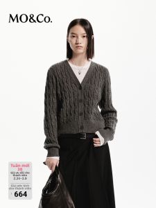 MO&Co. | 100 Pure Wool Cable Knit V-neck Short Cardigan