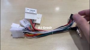 Soket Head Unit Android Double Din Toyota: Solusi Aksesori Audio Mobil