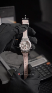 Jam Tangan Wanita Bonia Chronograph B10809-2377C Cristallo Pink Dial Pink Silicon Strap