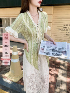 Gula Liangpin Original French Vintage V-neck Shirt Slimming Gentle Heavyweight Lace Top Womens Fashion Design Button Detail