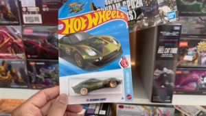Mô Hình Xe Kim Loại Hot Wheels El Segundo Coupe Xanh Ô-liu (HW Fan Driven)