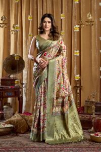 Digital cluster print with banarasi border & tassels Sarees for Women