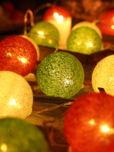 Đèn Trang Trí Noel Bằng Sợi Cotton Hình Quả Bóng Nhỏ Đèn Trang Trí Không Khí Gió Mùa Đông Đèn Chuỗi Nhiều Màu Sắc Đèn Trang Trí Cửa Sổ