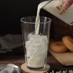 IFS แก้วน้ำ แก้วมินิมอล ถ้วยแก้วใส่เครื่องดื่ม ขนาด 300/400ml สําหรับใส่นม กาแฟ น้ําผลไม้ glass coffee mug Home cafe แก้ว คาเฟ่