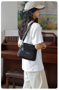 TANFAN | Lightweight Waterproof Multi-compartment Nylon Cosmetic Bag