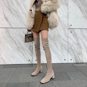 รองเท้าบูทหนังสัมผัสยางยืดสีดำ ทรงหัวเหลี่ยม หุ้มข้อสูง รองเท้าบูทผู้หญิง ทรงหัวแหลม ฤดูใบไม้ร่วง/ฤดูหนาว