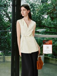 Embroidered Chinese Style Sleeveless Jacket