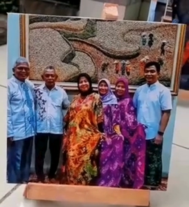 20R 30X40 CM CETAK FOTO FREE EDIT SUDAH DIBINGKAI PAPAN MDF TERLARIS TERMURAH PROSES 1 HARI COD