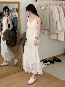 Váy Dài Không Tay Ren Trắng Thanh Lịch Mùa Hè 2025 Váy Nữ Công Sở Cao Cấp Mới Váy Dài Đi Chơi Cho Nữ