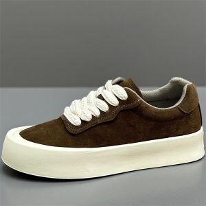 High-End Mens Casual Shoes Spring 2025 Low-Top Faux Suede Thick-Heeled Retro Solid Color Versatile Leather Board Shoes