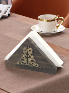 เก้าอี้สำหรับจัดเก็บกระดาษเช็ดหน้ามุมสามเหลี่ยมสไตล์ยุโรปเหนือ สำหรับร้านอาหาร ร้านกาแฟ ร้านอาหาร จัดวางกระดาษเช็ดหน้า จัดวางในบาร์