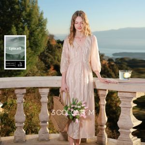 3COLOUR·S | Lace Embroidery A-Line Dress