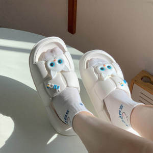 Mute Soft Bottom Bread Strawberry Bear Couple Platform Slippers Female Summer Cute Outdoor Fashion Home Non-Slip Feeling of Walking on Shit