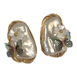 DUOLINI | Retro French Butterfly Flower Pearl Earrings Womens Fashion Sensation Small Noble Atmosphere Ear Jewelry Accessory