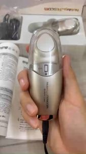 Máy massage làm căng mịn da mặt TESCOM NTE10 (hàng nhập khẩu)