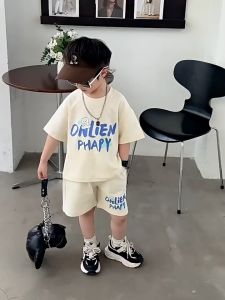 SweetKids พร้อมส่งจากกทม🌸ชุดเซ็ทเด็กผู้ชายแฟชั่น🍓เสื้อยืดลำลองแขนสั้นกางเกงขาสั้น งานสกรีนลายน่ารัก สไตล์เกาหลี ใส่สบาย ฤดูร้อน