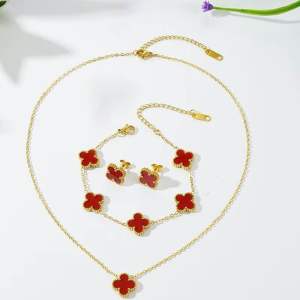 Bộ trang sức titan vàng cỏ 4 lá may mắn bền đẹp(bộ gồm 4 món)