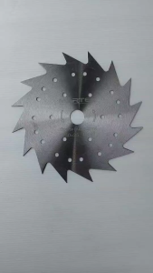 ใบตัดหญ้าวงเดือนมาเทค9X16ฟันไม่ติดเล็บ