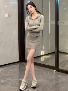 Fashionable Sporty Casual Womens Two-Piece Set Autumn New Hat Short Sweatshirt Jacket High Waist Mini Skirt Ensemble