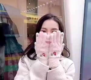 Găng tay len lông cừu mềm mại cho nữ găng tay len ấm áp họa tiết noel