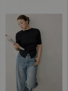 Design Elegant Slimming Waist Tuck Short Sleeve Sweater Top