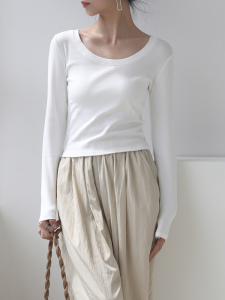 Slim Fit Long Sleeve round Neck Solid Color Base Shirt Womens Inner Wear Low Neck T-Shirt Cotton Black White Casual Top