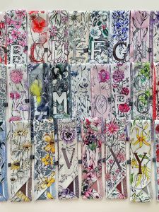 Autumn New 26 Letter Twill Florals Print Silk Scarf Fine Bench Ribbon Vintage Ornament Arm Bag Ribbon Scarf