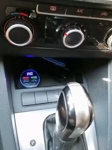 Pengisi Daya Mobil Pengisian Daya Cepat Pd Qc3.0 Tipe-C Fast Charging Charger Mobil 5 Port Qc 3.0 3.1a Universal