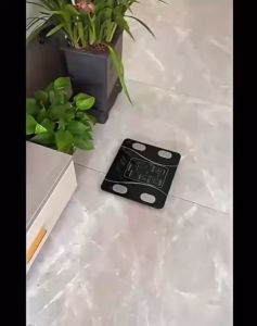 [Free Battery & Bubble][BISA COD] Timbangan Badan Digital Black Digital Scale Beban Load 180Kg Square/ Body Fat Monitor With App Smartphone