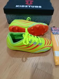 Paket Komplit Sepatu Bola Anak Usia 6-10 Tahun: KIDZTUBS Sepatu Bola Anak Paket Komplit Sepatu Bola Tas Skin Deker Kaos Kaki Usia 6-10 Tahun Size 28 29 30 31 32 33 34 35 36 37 KDZ1342122824