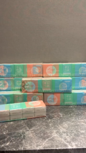 1 กล่องมี 50แพ็ค Royo Panda ทิชชู่เช็ดหน้า ทิชชู่ห่อเล็กพกง่าย ทิชชู่กระดาษหนานุ่ม3ชั้น ดูดซับน้ำดี กระดาษทิชชู่ดูดซับน้ำดี กระดาษทิชชู่คุณภาพสูง