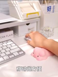 3D Cute Soft Mouse Pad Decompression Wrist Rest Pad Cartoon Animal Shape Light Weight Hand Pillow Ergonomic Comfortable Mouse Pad Anti-slip Soft Sponge Memory Foam Wrist Cushion Mouse Wrist Pad Cute Cartoon Non-slip Mouse Pad Wrist Rest Support Mouse Mat