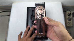 Kemei KM 2618 Alat Cukur Rambut / Hair Clipper Charger Trimmer Grooming Mesin Pencukur Cas