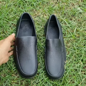 Giày Nhựa Nam Đi Mưa M9