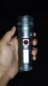 Senter LED Zoom Super Terang MXB702: Flashlight Multifungsi Premium Import