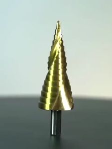 Mata Bor Spiral Piramida Titanium 3 PCS: Mata Bor untuk Berbagai Kebutuhan